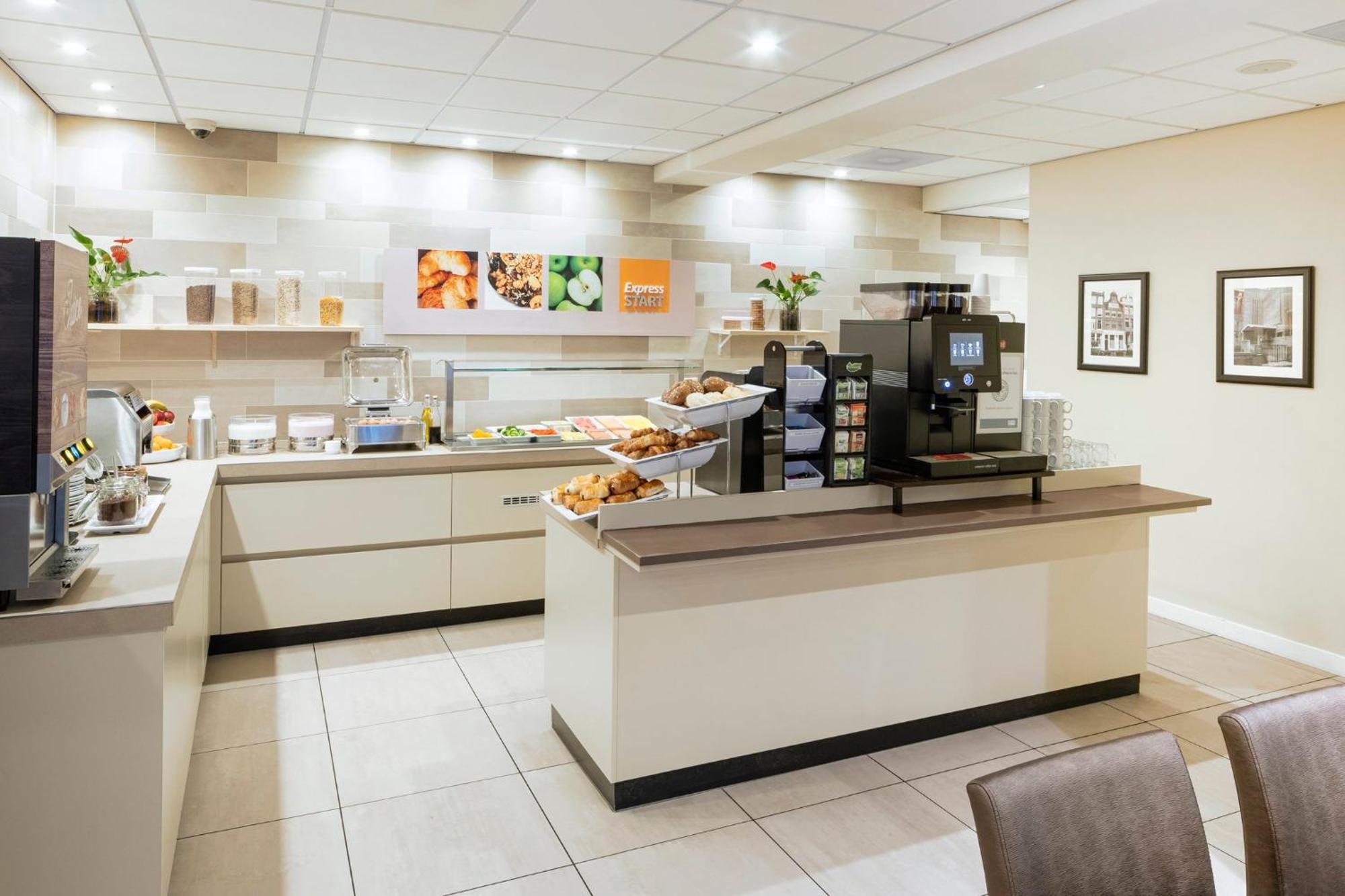 Holiday Inn Express Amsterdam - South By Ihg Buitenkant foto