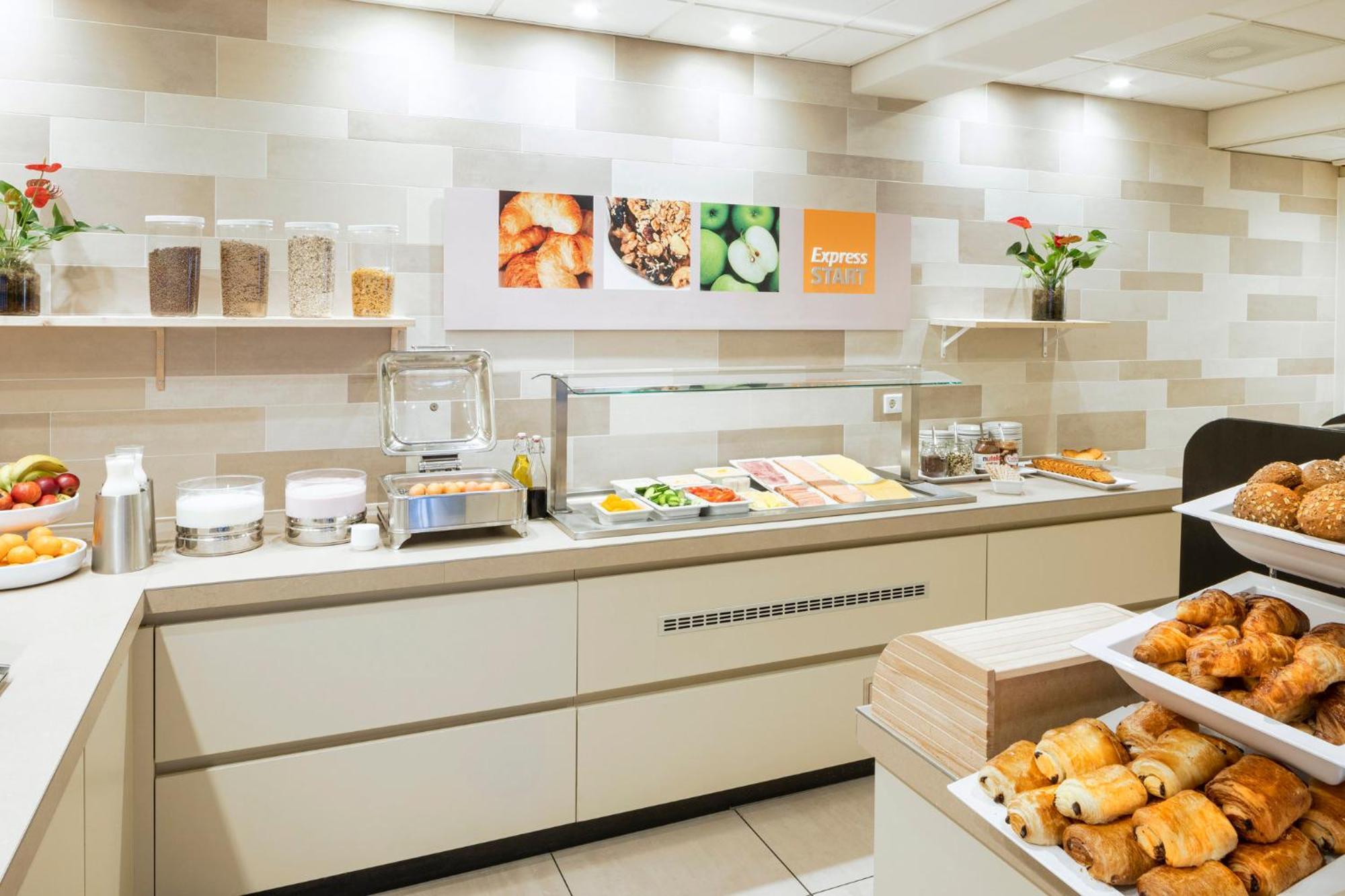 Holiday Inn Express Amsterdam - South By Ihg Buitenkant foto